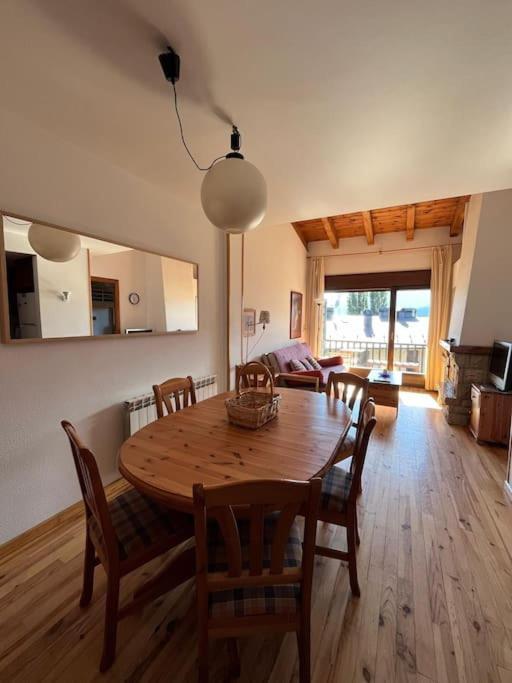 Apartamento Margalida En Cerler, Pirineo Huesca Esterno foto